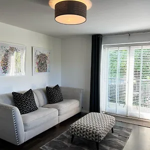 116 The Pond House Holmfirth